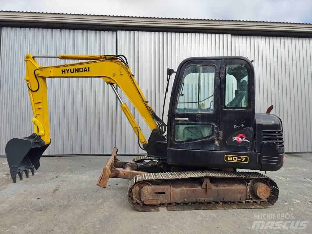 Hyundai R 60-7 حفارات صغيرة أقل من 7 طن (حفارات صغيرة)