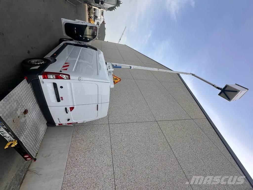 Renault Master 145 المنصات الهوائية المثبتة على شاحنة