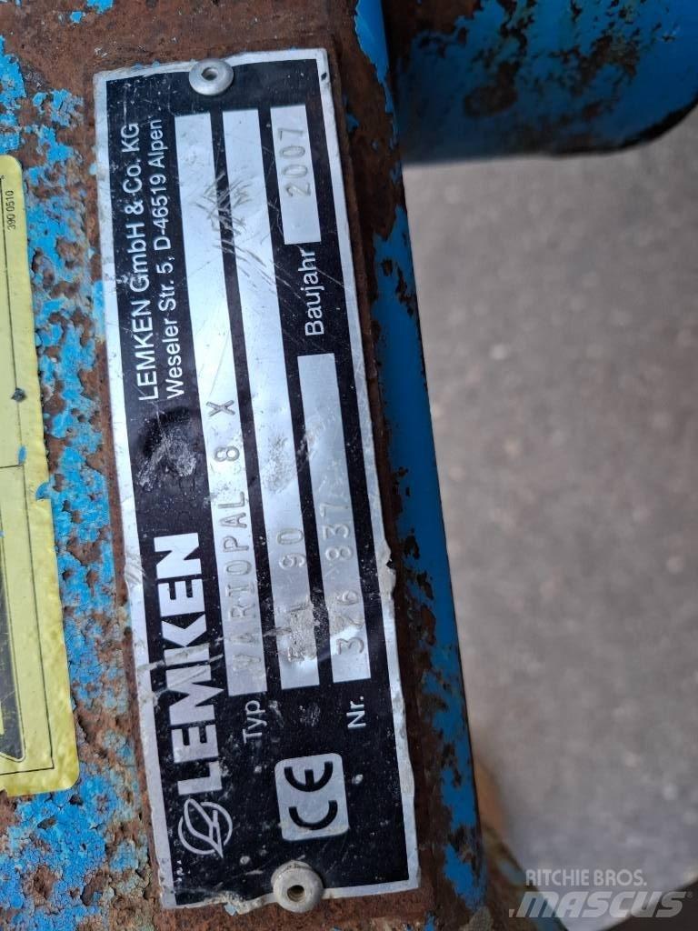 Lemken Vari-Opal 8 X محاريث عكسية