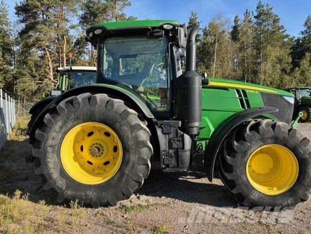 John Deere 7290 R الجرارات