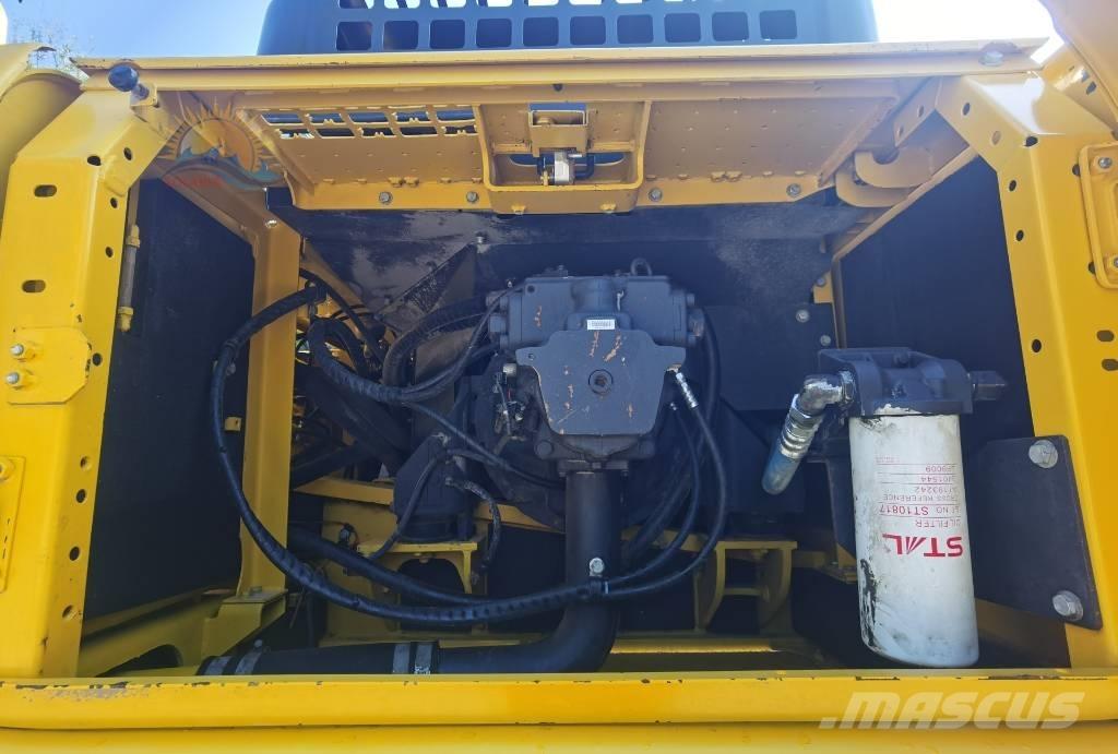 Komatsu PC 350-8 حفارات زحافة