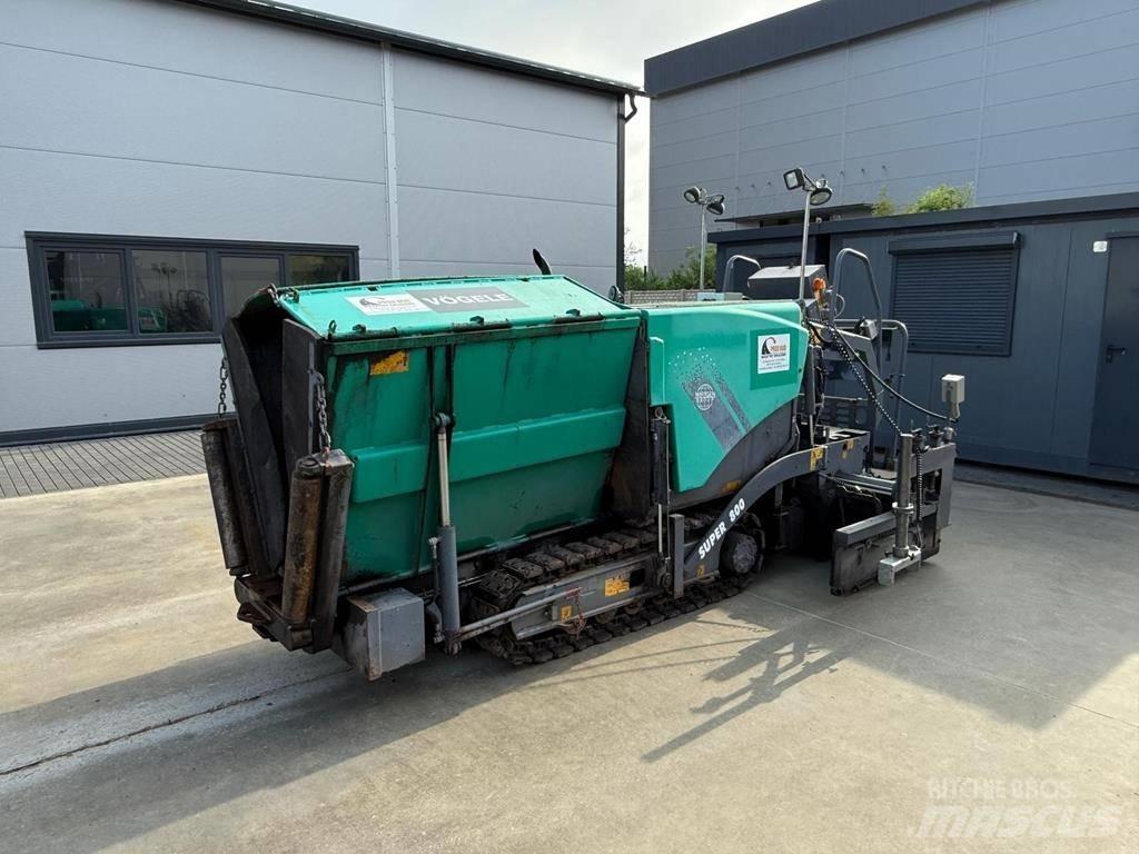 Vögele Super 800 معدات السفلتة