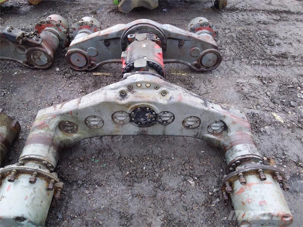 Ponsse Cobra HS-10 أجهزة نقل