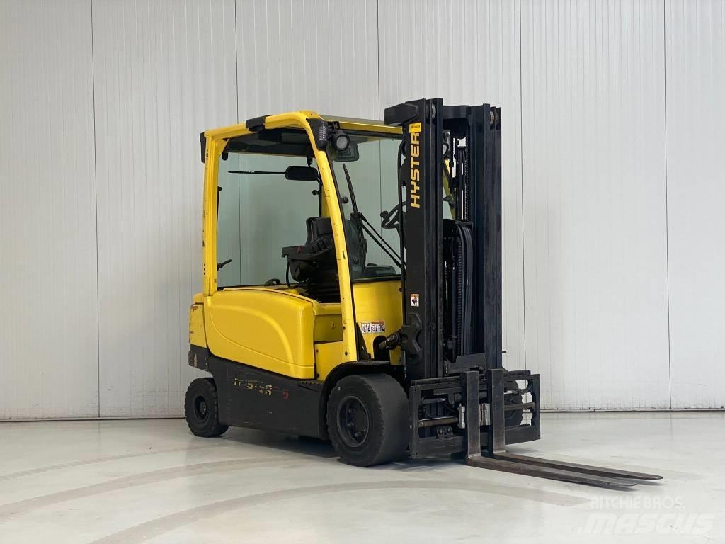 Hyster J2.5XN شاحنات ذات رافعات شوكية تعمل بالكهرباء