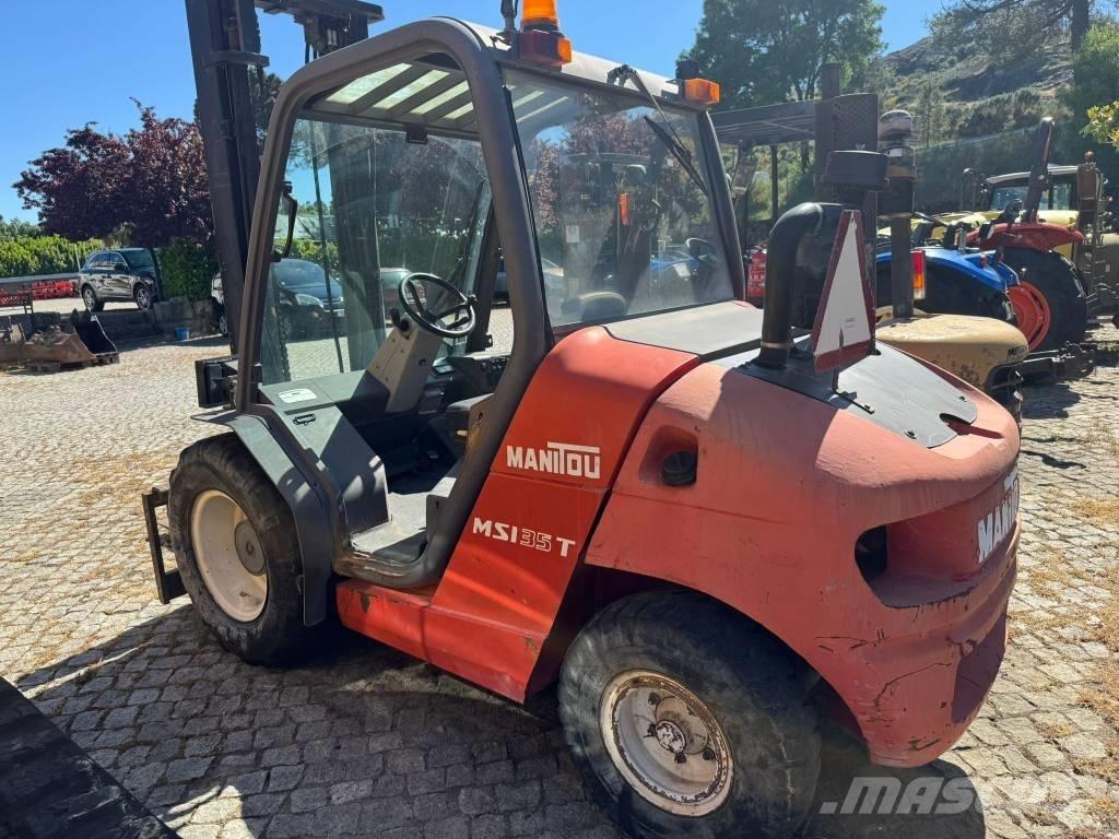 Manitou MSI 35 شاحنات الطرق الوعرة