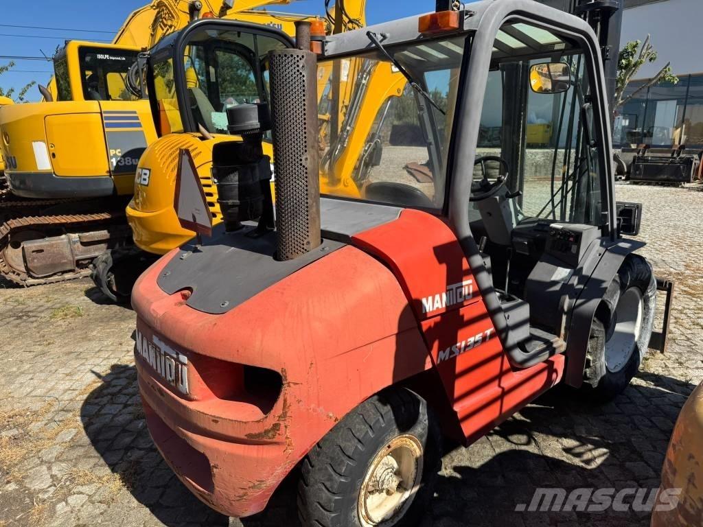 Manitou MSI 35 شاحنات الطرق الوعرة