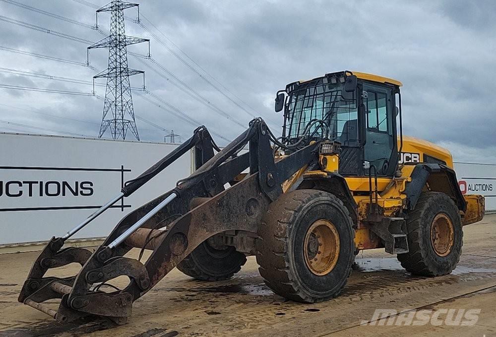 JCB 437 HT لوادر بعجل