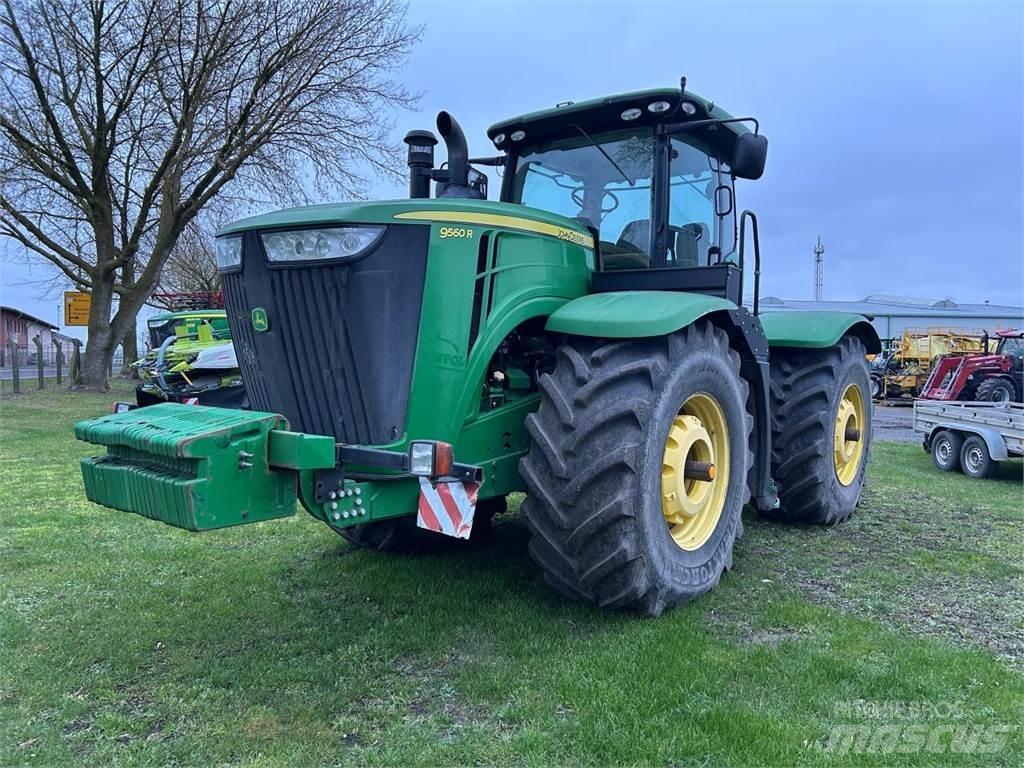 John Deere 9560R الجرارات