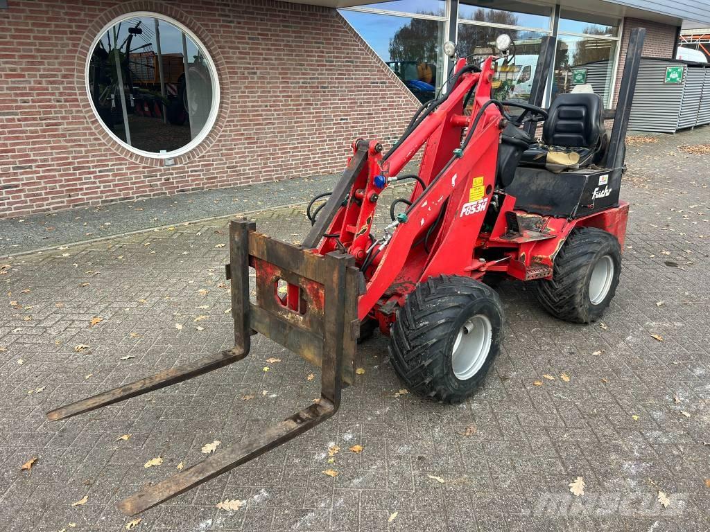 Fuchs F 853 H لوادر متعددة الأغراض