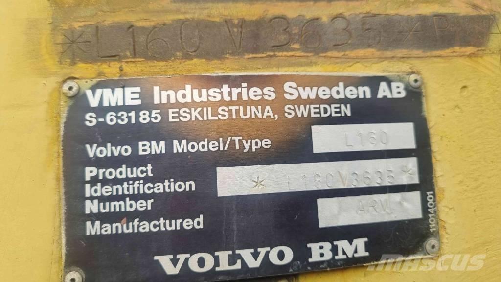 Volvo L 160 لوادر بعجل