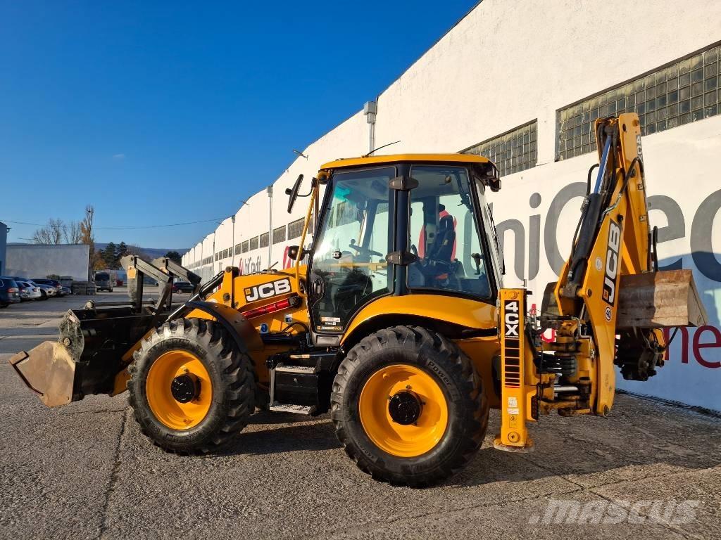 JCB 4 CX Pro لوادر ذات جرافات عكسية