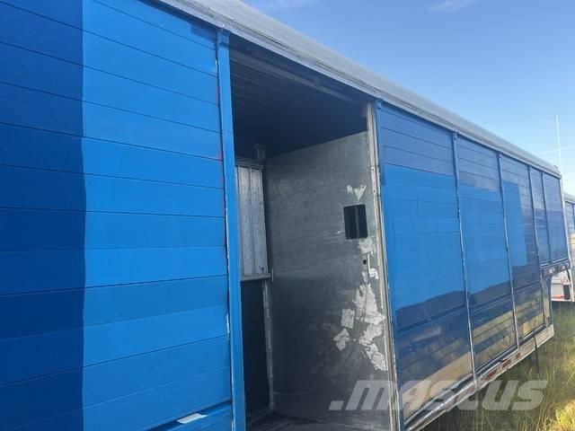 Mickey 16 Bay مقطورات نقل المشروبات