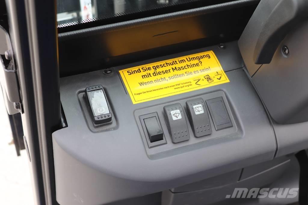 Mitsubishi FB20PN شاحنات ذات رافعات شوكية تعمل بالكهرباء