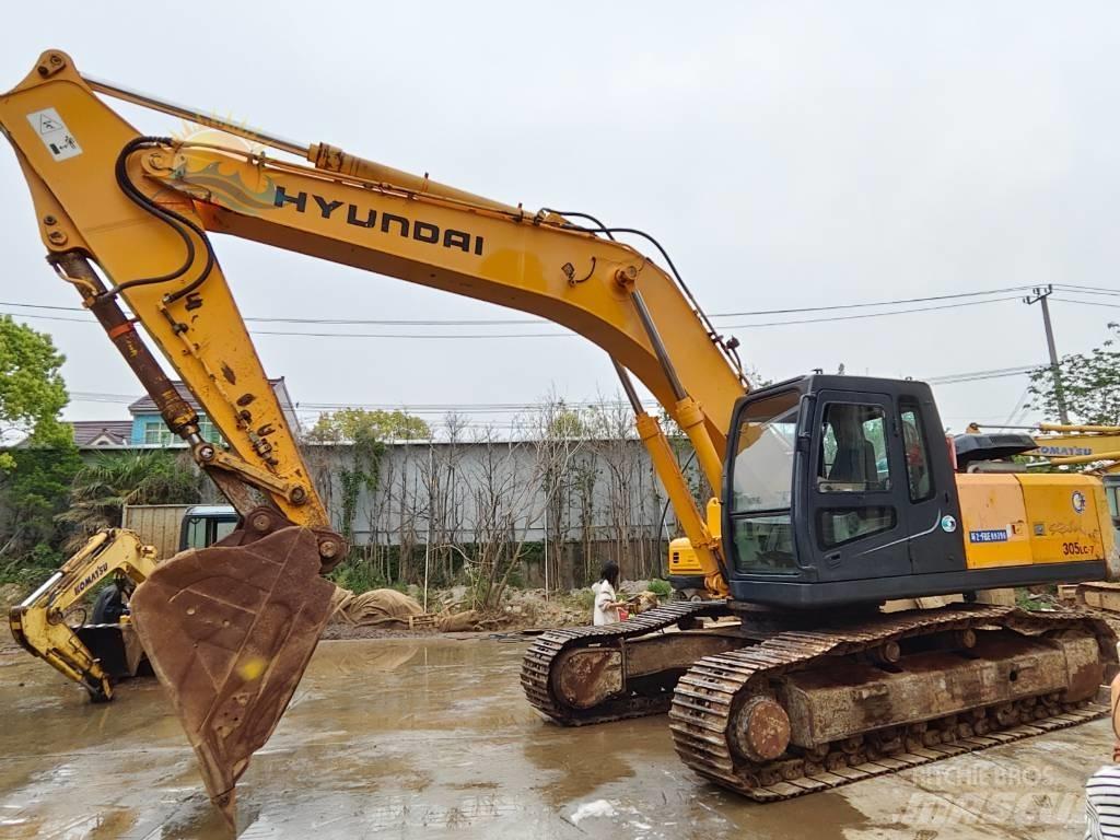 Hyundai R305LC-7 حفارات زحافة