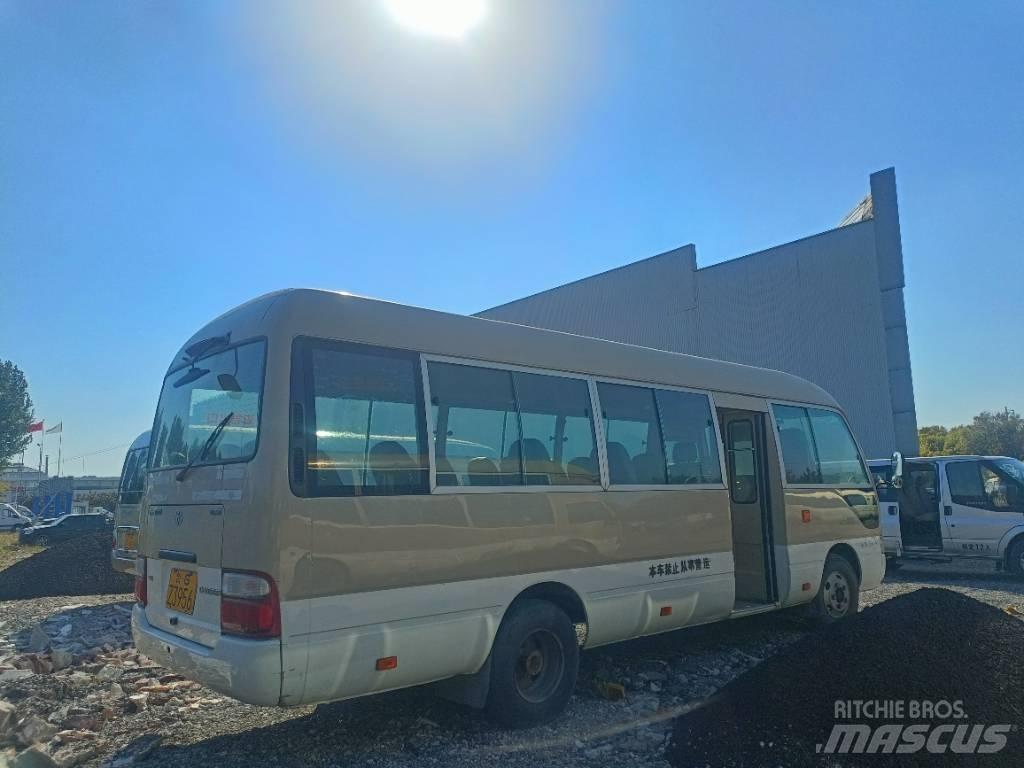 Toyota Coaster Bus حافلة صغيرة