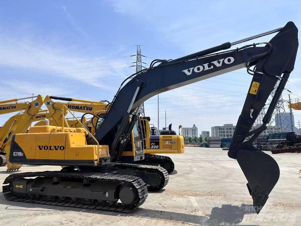 Volvo EC 210 B LC حفارات زحافة
