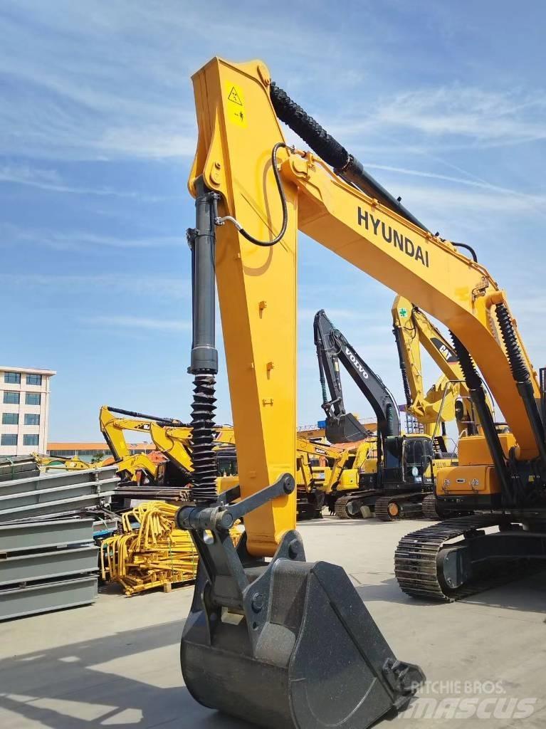 Hyundai R220LC-9S حفارات زحافة