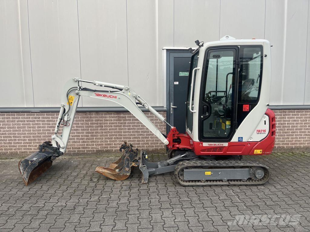 Takeuchi TB216 حفارات صغيرة أقل من 7 طن (حفارات صغيرة)