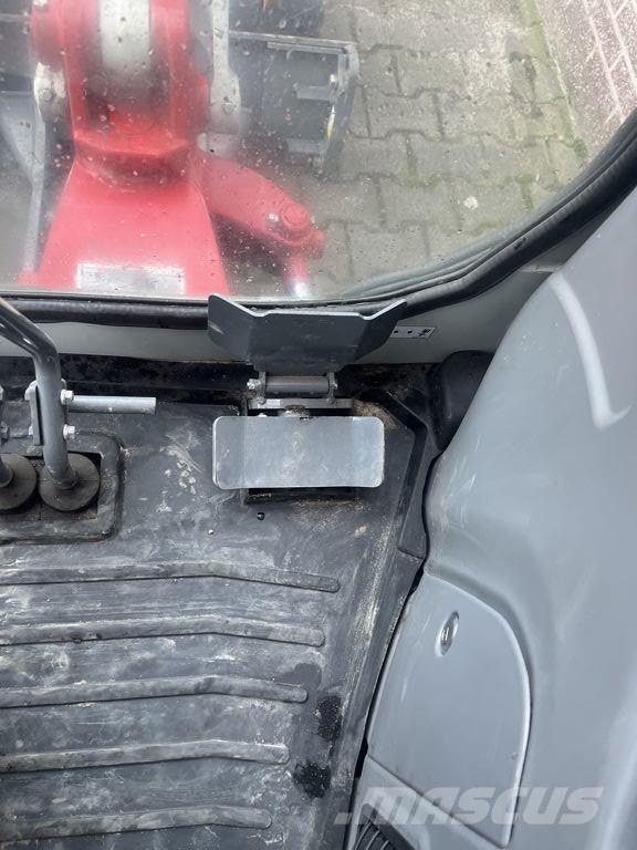 Takeuchi TB216 حفارات صغيرة أقل من 7 طن (حفارات صغيرة)