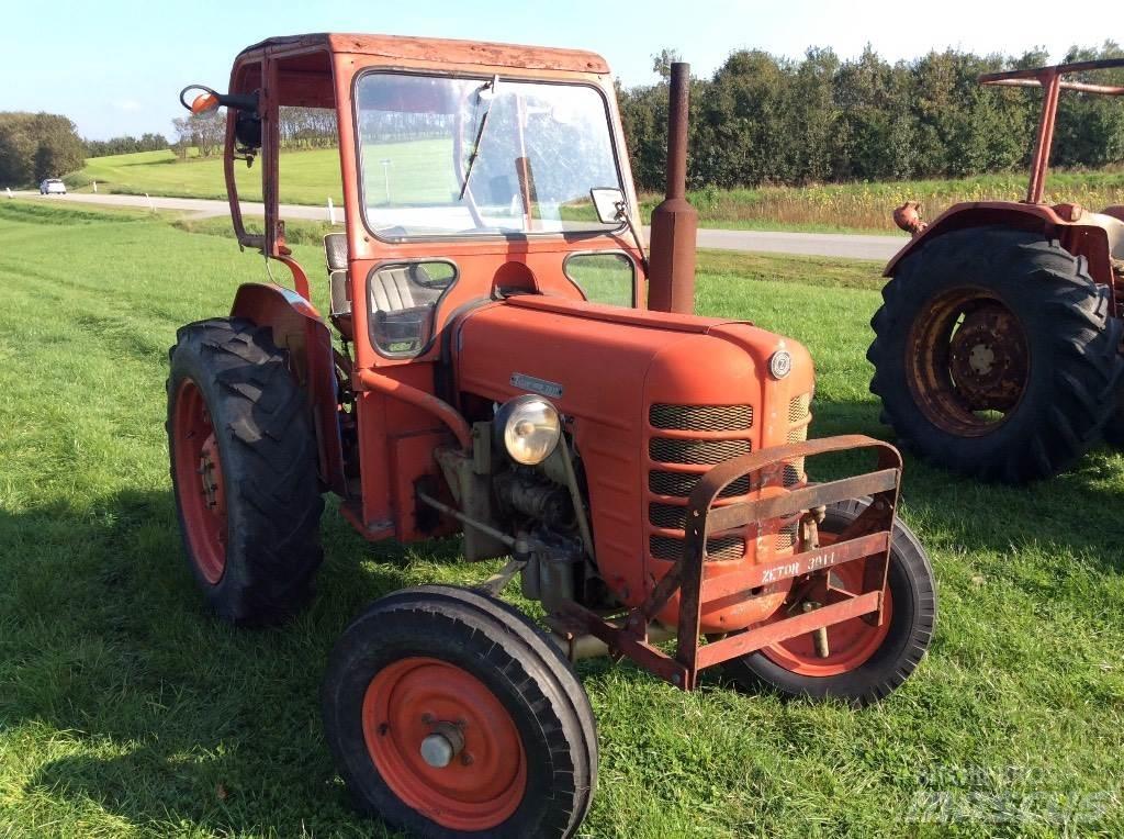 Zetor 2011 3011 4011 الجرارات