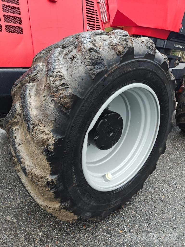 Komatsu 901 TX.1 حصادات