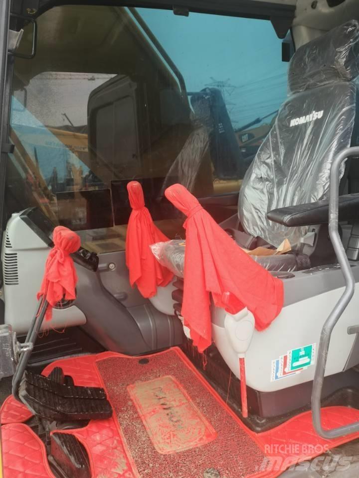 Komatsu PC 240 LC-8 حفارات زحافة