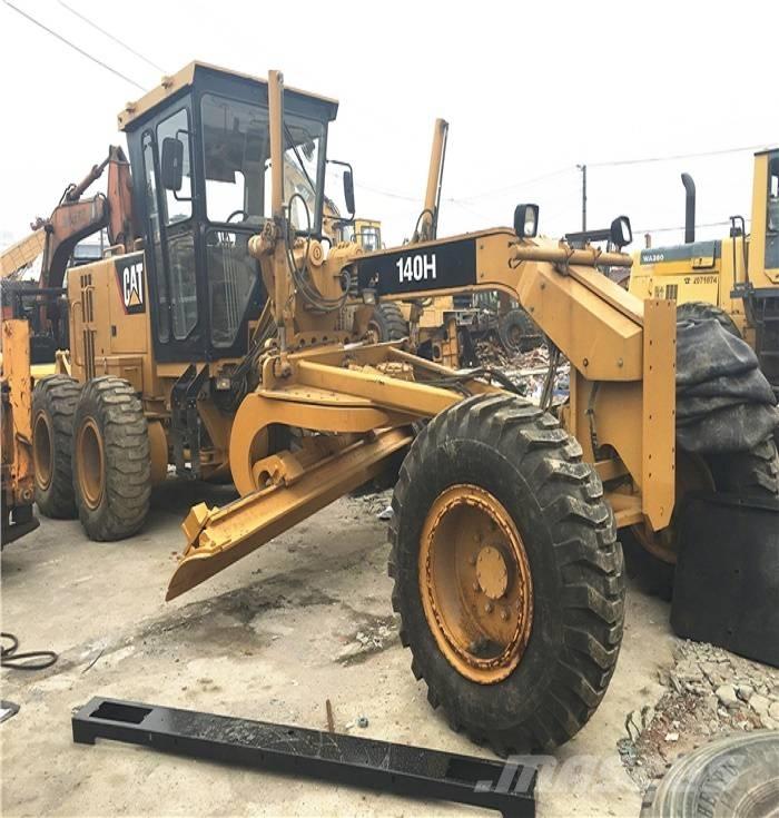 CAT 140 H معدات تمهيد الطرق