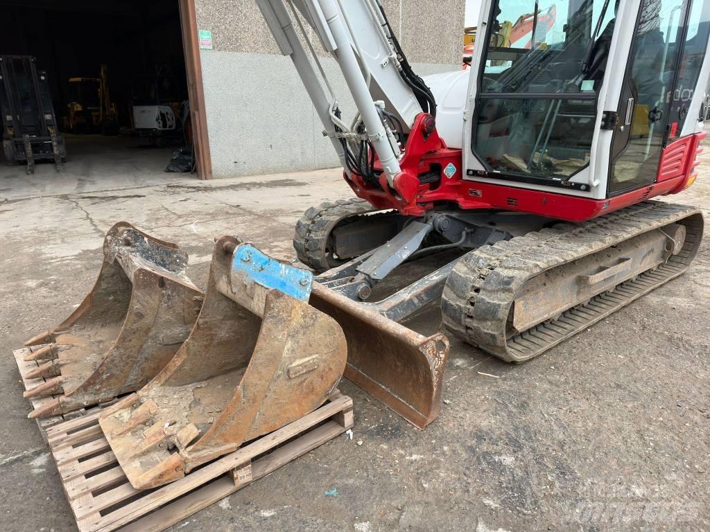 Takeuchi TB290 حفارات زحافة