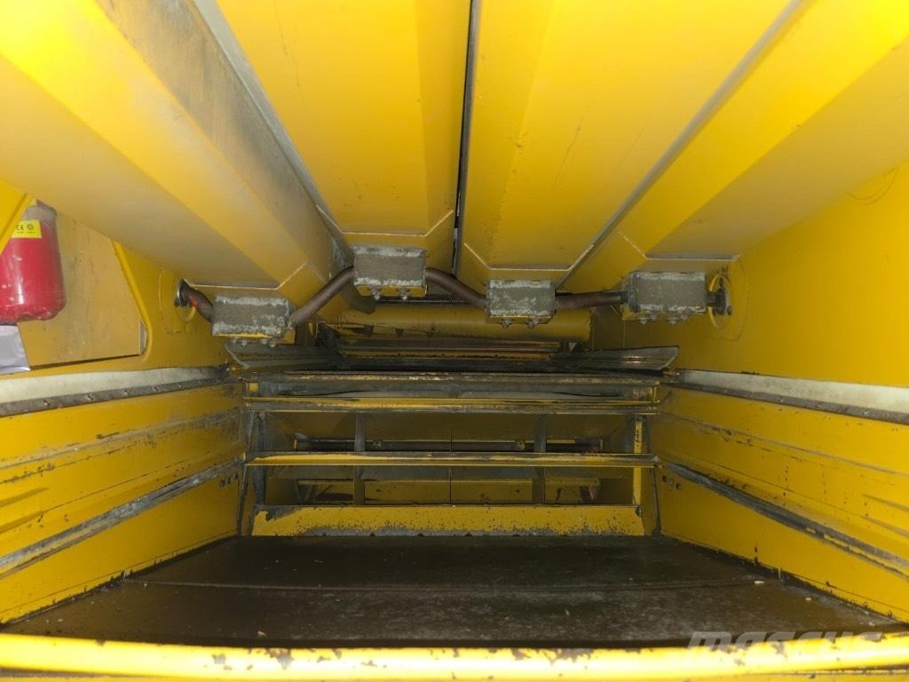 Sampo-Rosenlew 600 حصادات