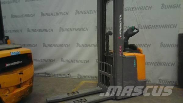 Jungheinrich ERC 214 شاحنات مناولة ذاتية الدفع