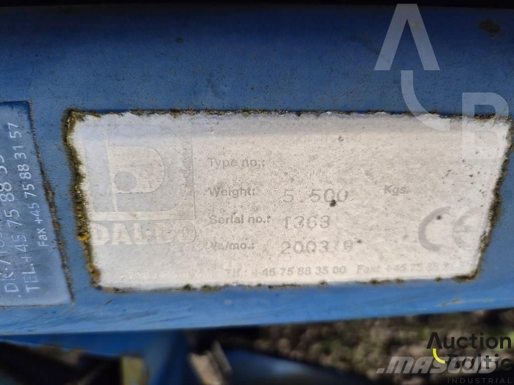 Dal-Bo AXR-H 600 زحافات ساحقة