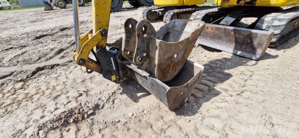 Komatsu PC 26 MR حفارات صغيرة أقل من 7 طن (حفارات صغيرة)