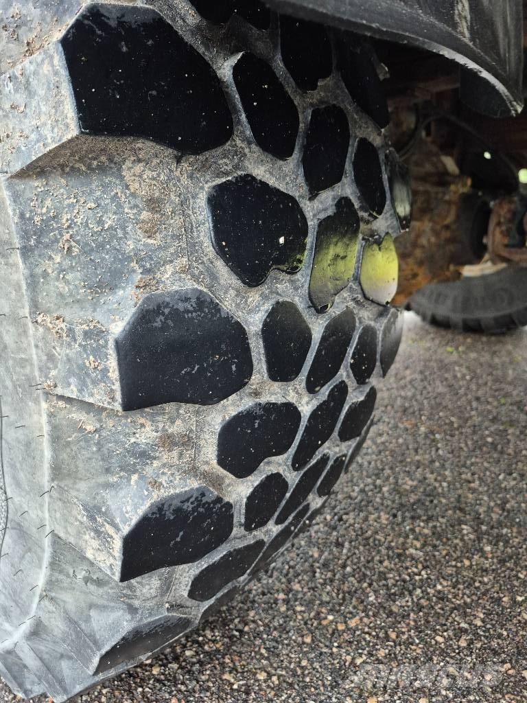 MAN LE 14.220 شاحنات الرافعات