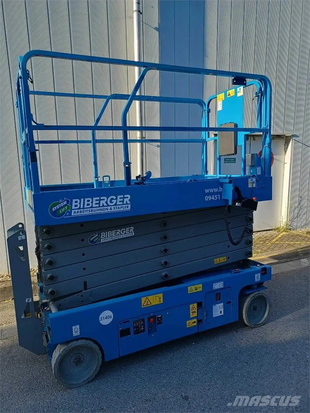 Genie GS 4047 رافعات مقصية الشكل