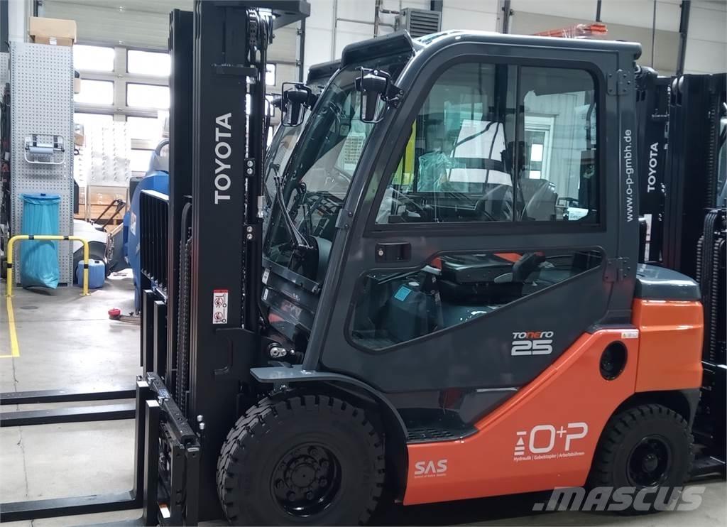 Toyota 52-8FDF25 شاحنات الديزل