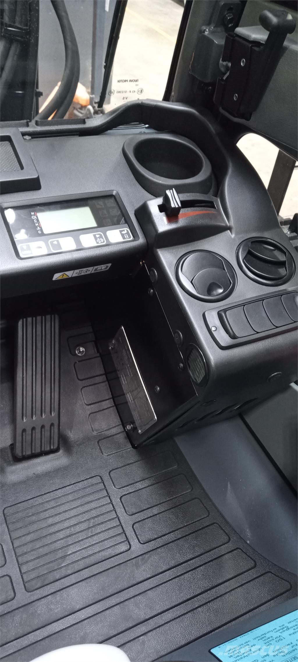 Toyota 52-8FDF25 شاحنات الديزل