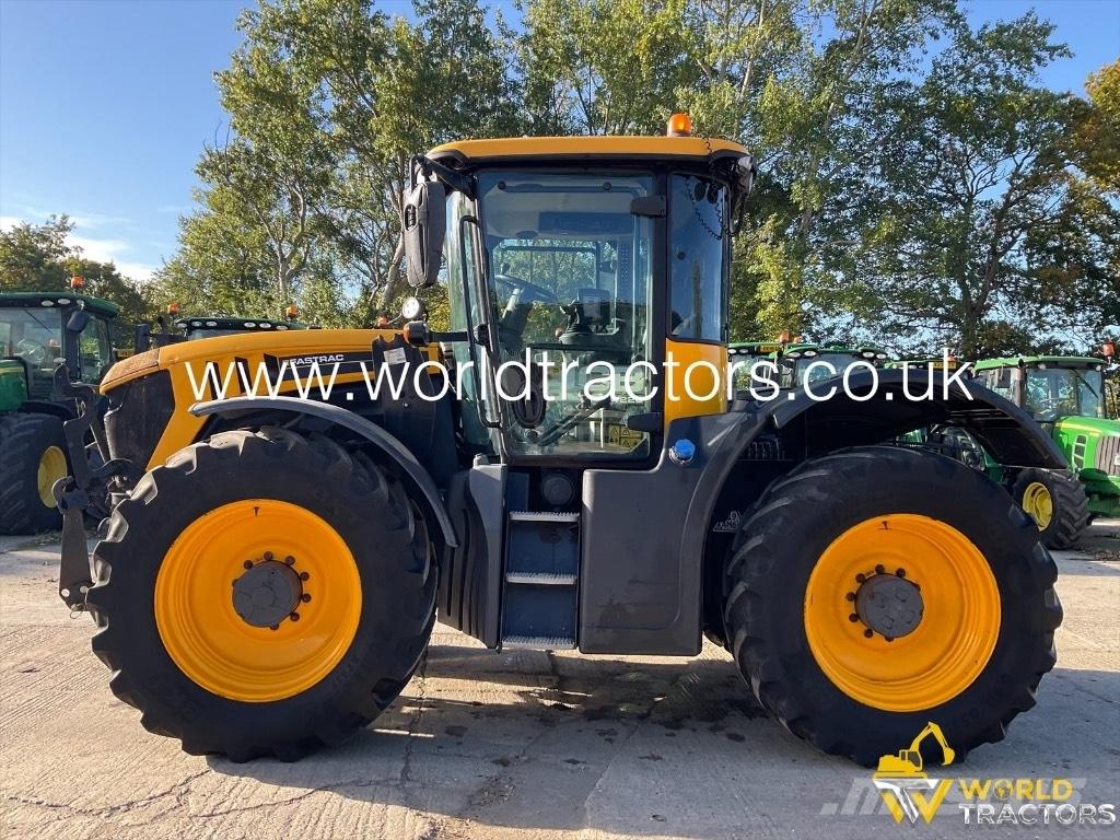 JCB Fastrac 4220 الجرارات