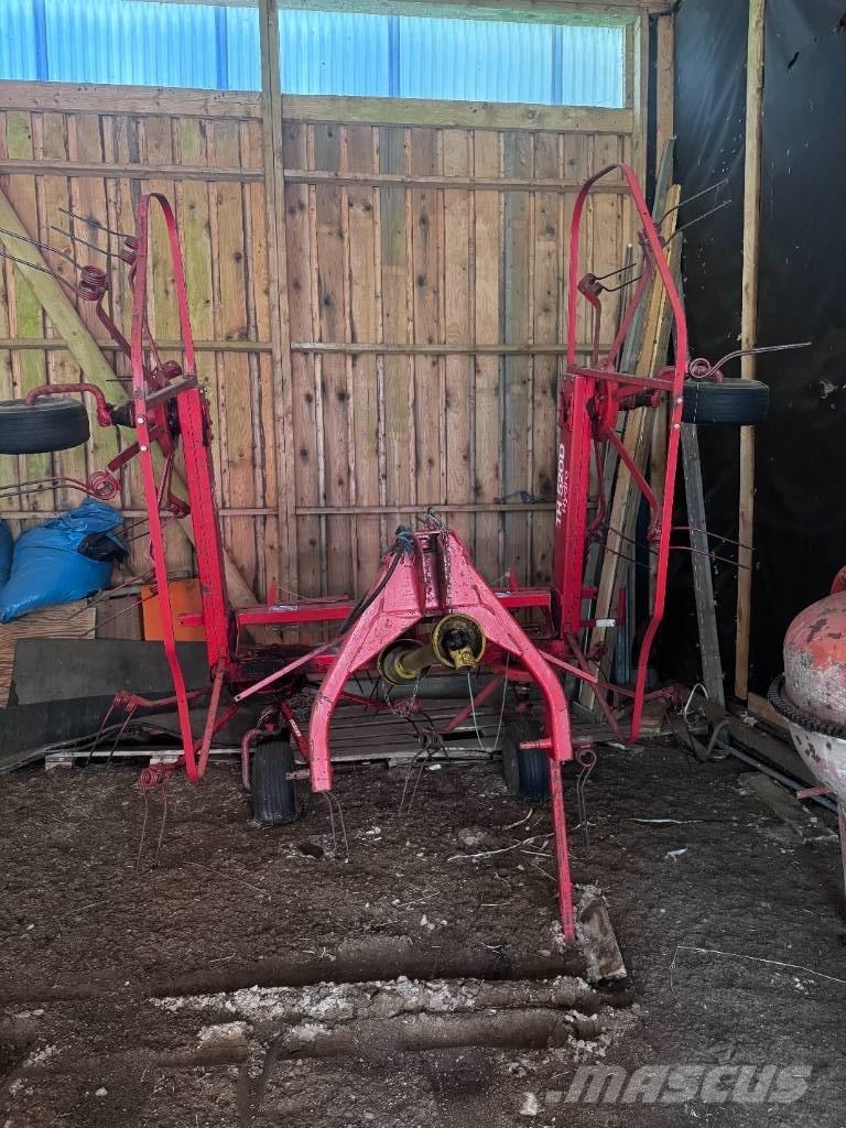 Fella 5200 Hydro مكابس وميبسات التبن
