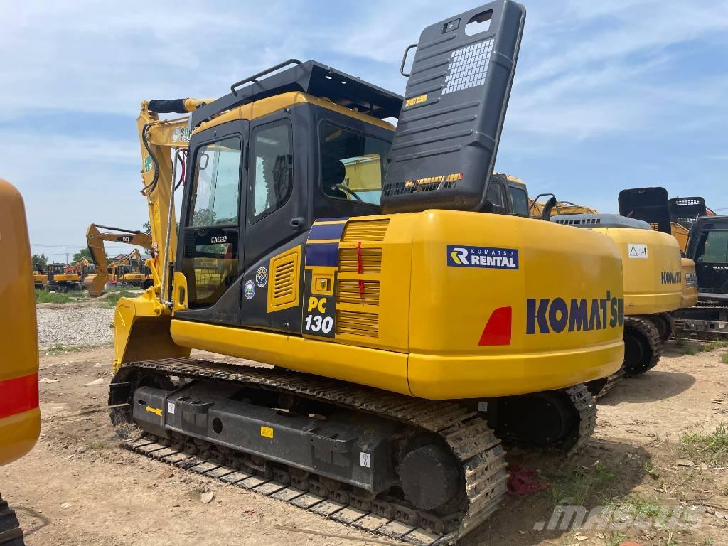 Komatsu PC 130 حفارات زحافة