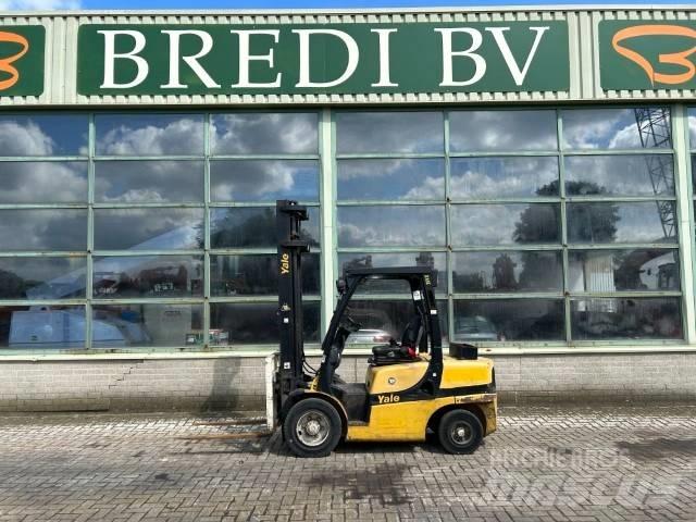 Yale GDP 35 VX شاحنات الديزل