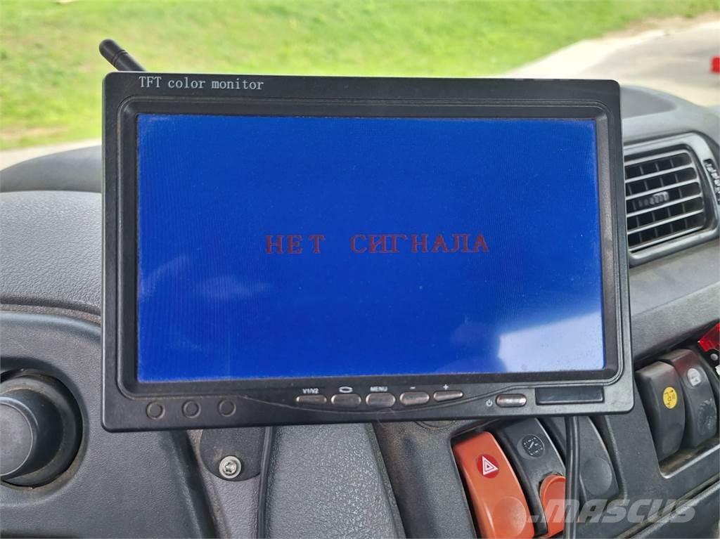 DAF FA LF 45.180 شاحنات بمقصورة وهيكل