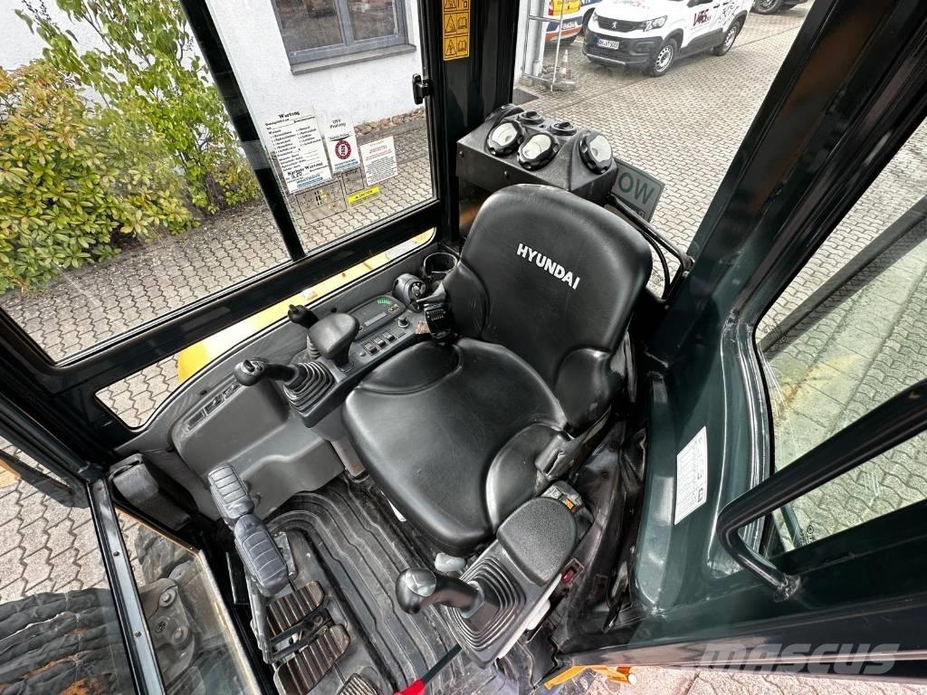 Hyundai R35Z 9A حفارات صغيرة أقل من 7 طن (حفارات صغيرة)