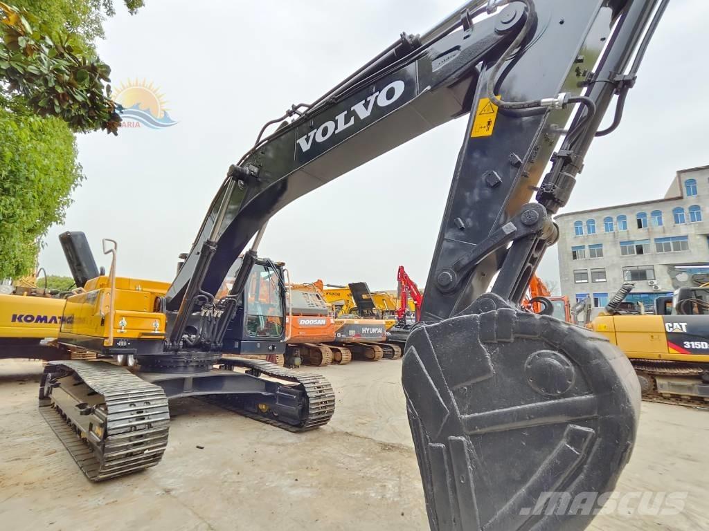 Volvo EC 380 D L حفارات زحافة