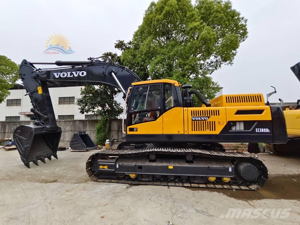 Volvo EC 380 D L حفارات زحافة