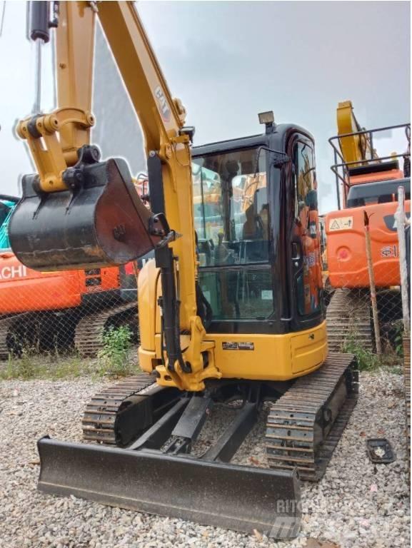 CAT 303.5 E CR حفارات زحافة