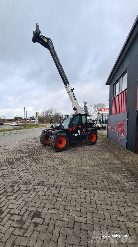 Bobcat TL 38.70 HF مناولات متداخلة