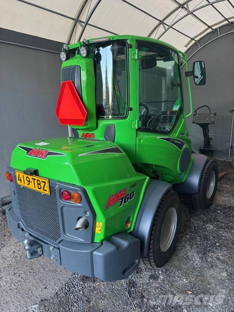 Avant 760 ماكينات منفعة عامة