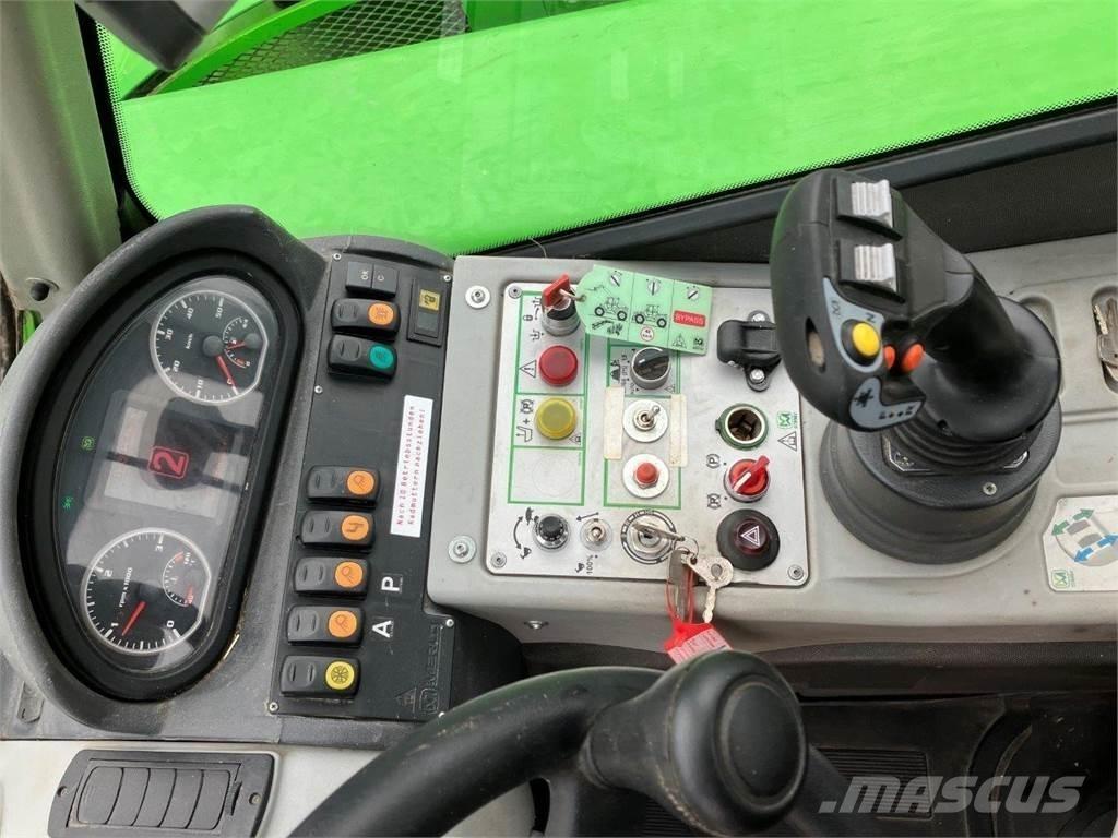Merlo P 40.7 CS معدات مناولة لأغراض الزراعة