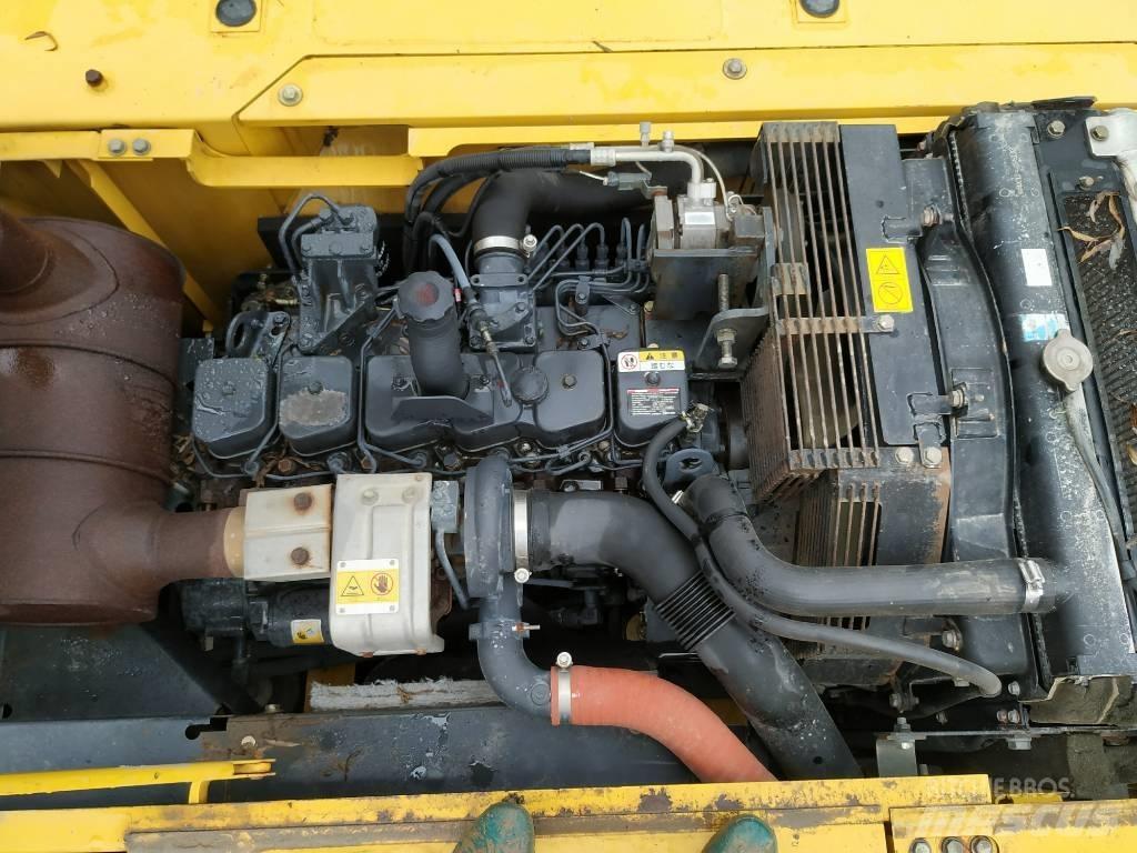 Komatsu PC 200 LC-7 حفارات زحافة