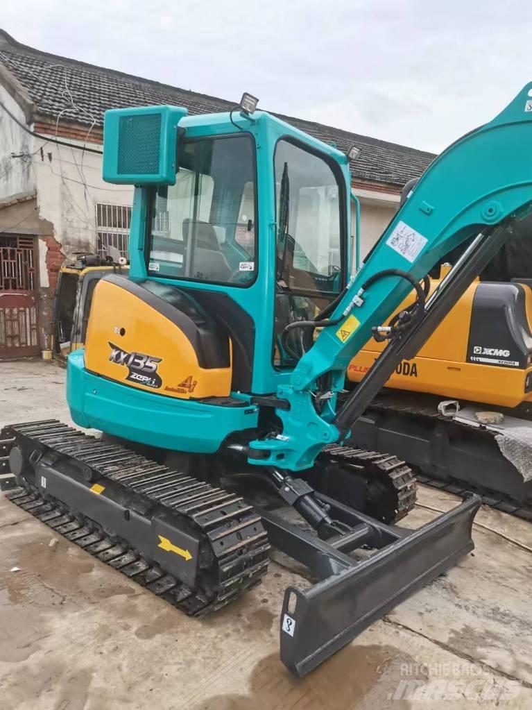 Kubota KX 135 حفارات صغيرة أقل من 7 طن (حفارات صغيرة)